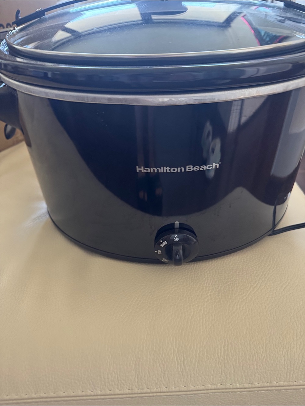 Hamilton Beach Black Slow Cooker with Glass Lid